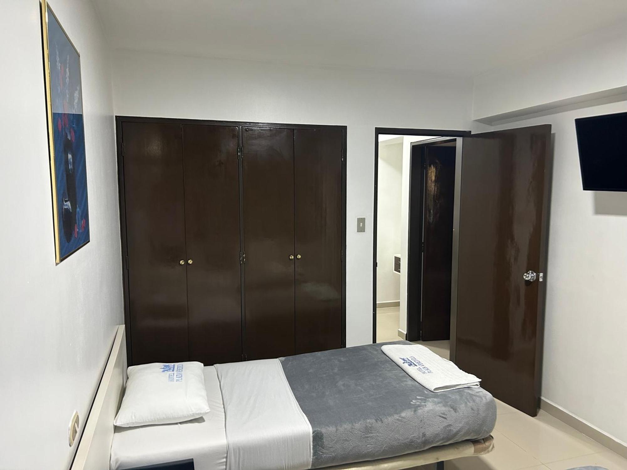Hotel Plaza Venezuela 卡拉卡斯 外观 照片
