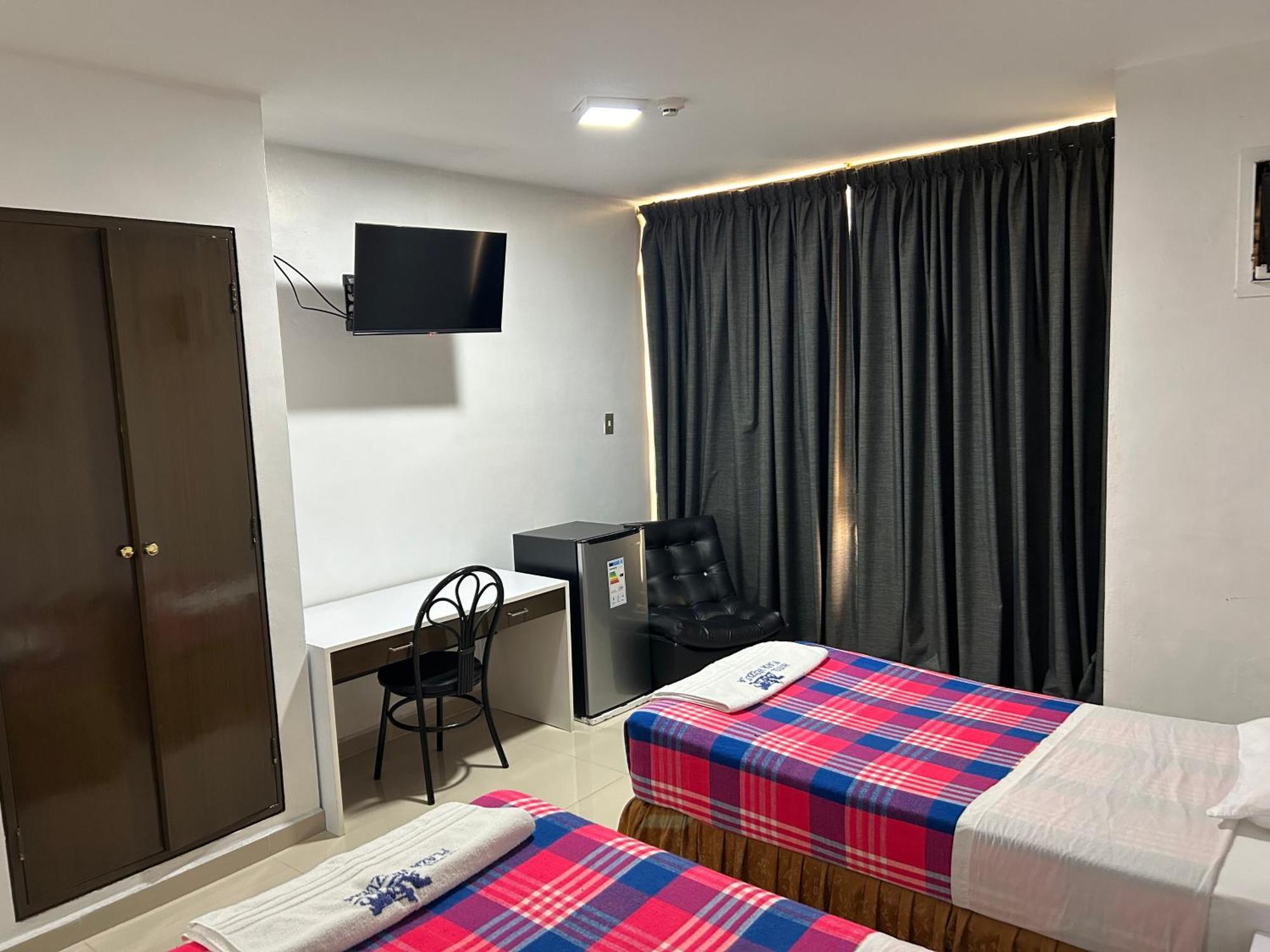 Hotel Plaza Venezuela 卡拉卡斯 外观 照片